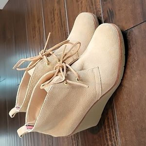 Sperry Top-Sider Harlow Sand Suede Booties